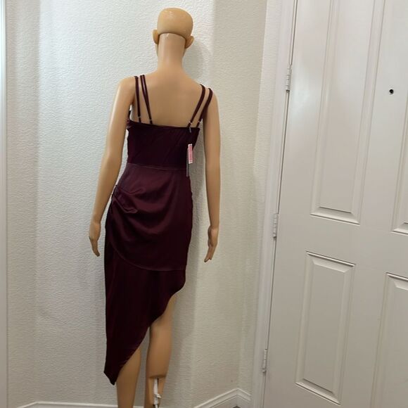 Pretty Little Thing Woman’s Dress Sz 4 Burgundy Strappy Corset Ruched Bodycon - Picture 6 of 12